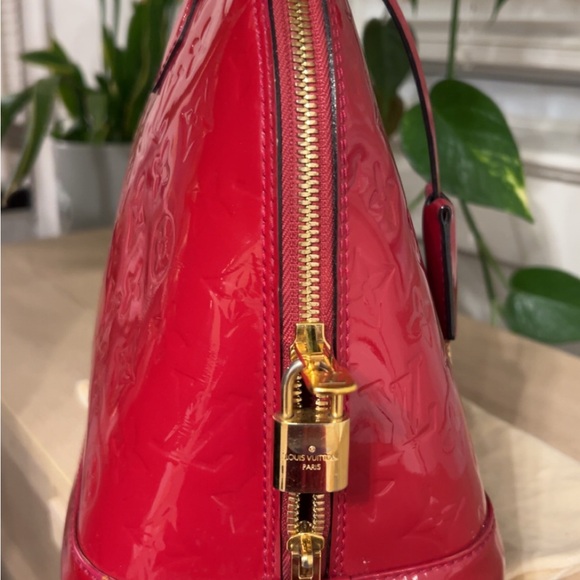 Louis Vuitton PM Alma Vernis - Picture 6 of 6